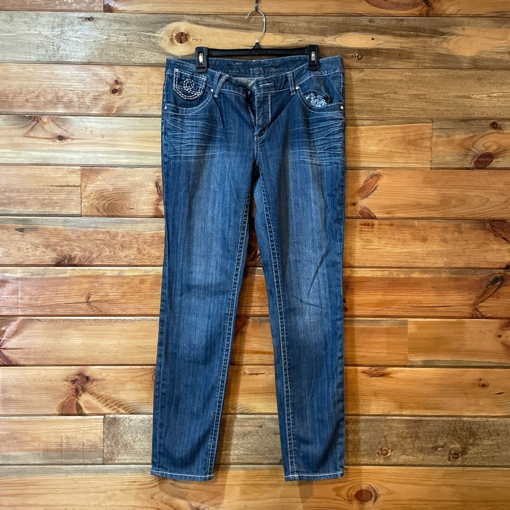 Size 12 Seven7 Jeans.
